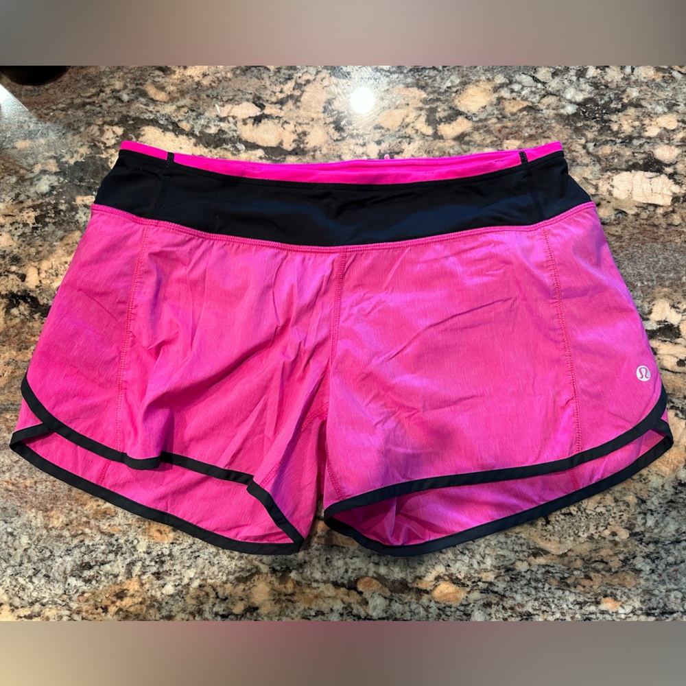Lululemon shorts size 8